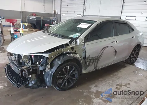 2018 Toyota Corolla Se z USA, uszkodzony, nr VIN 5YFBURHEXJP790142